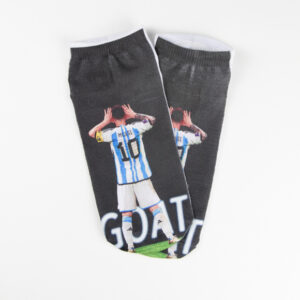 Medias con diseño de Messi con casaca de la selección Argentina